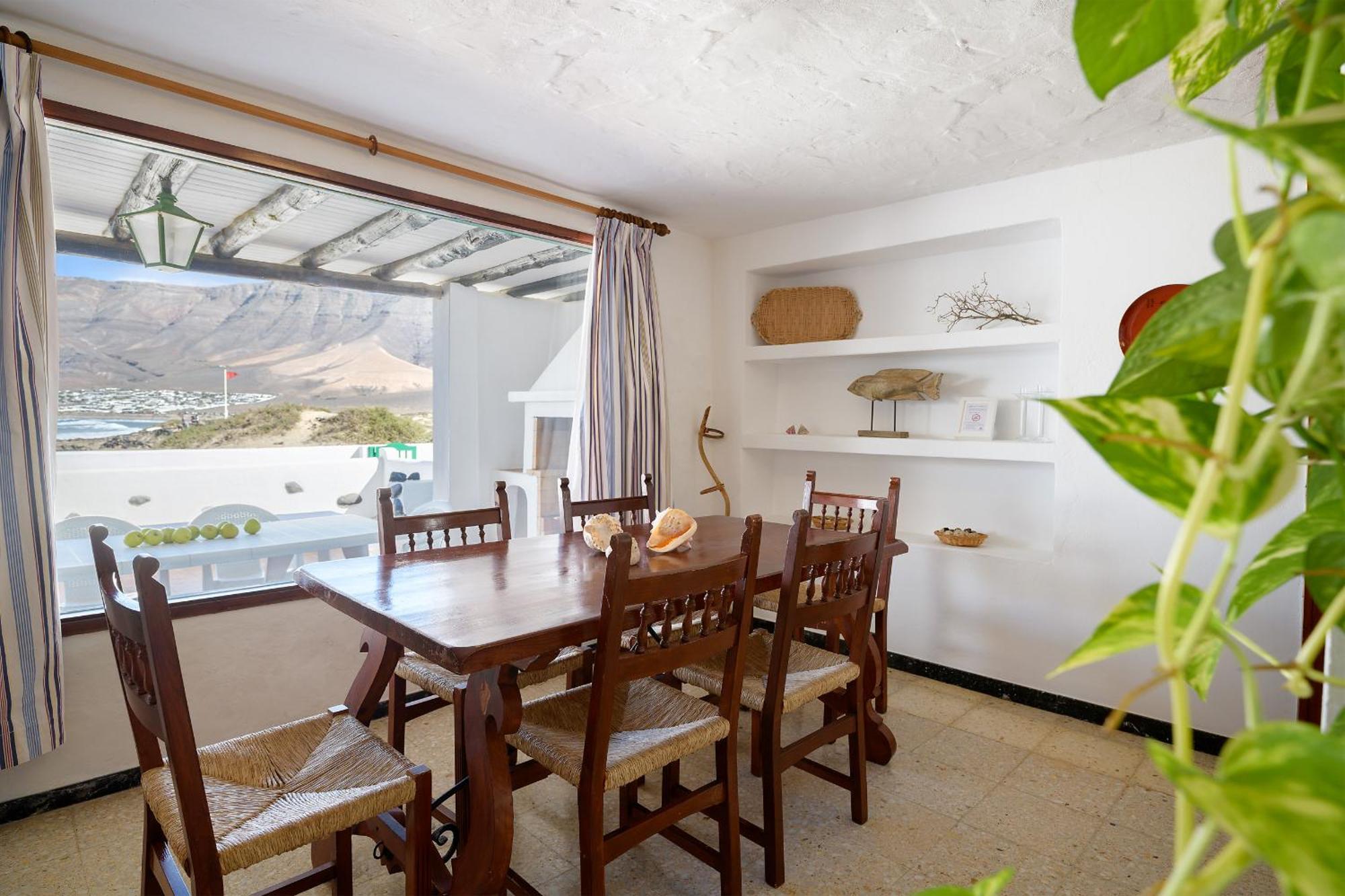 Famara Caracolillos, La Casa Esterno foto